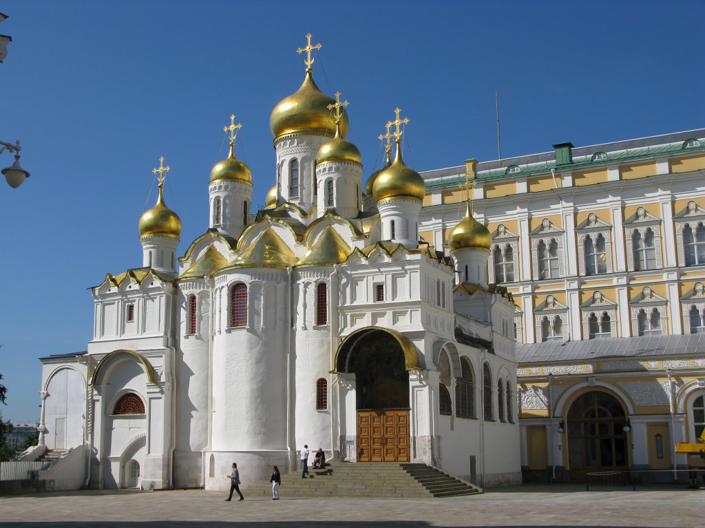 Кремль 6. Южный вход в Благовещенский собор Московского Кремля. Благовещенский собор во Владимире. Один из соборов Московского Кремля. Столпы Благовещенского собора Московского Кремля.