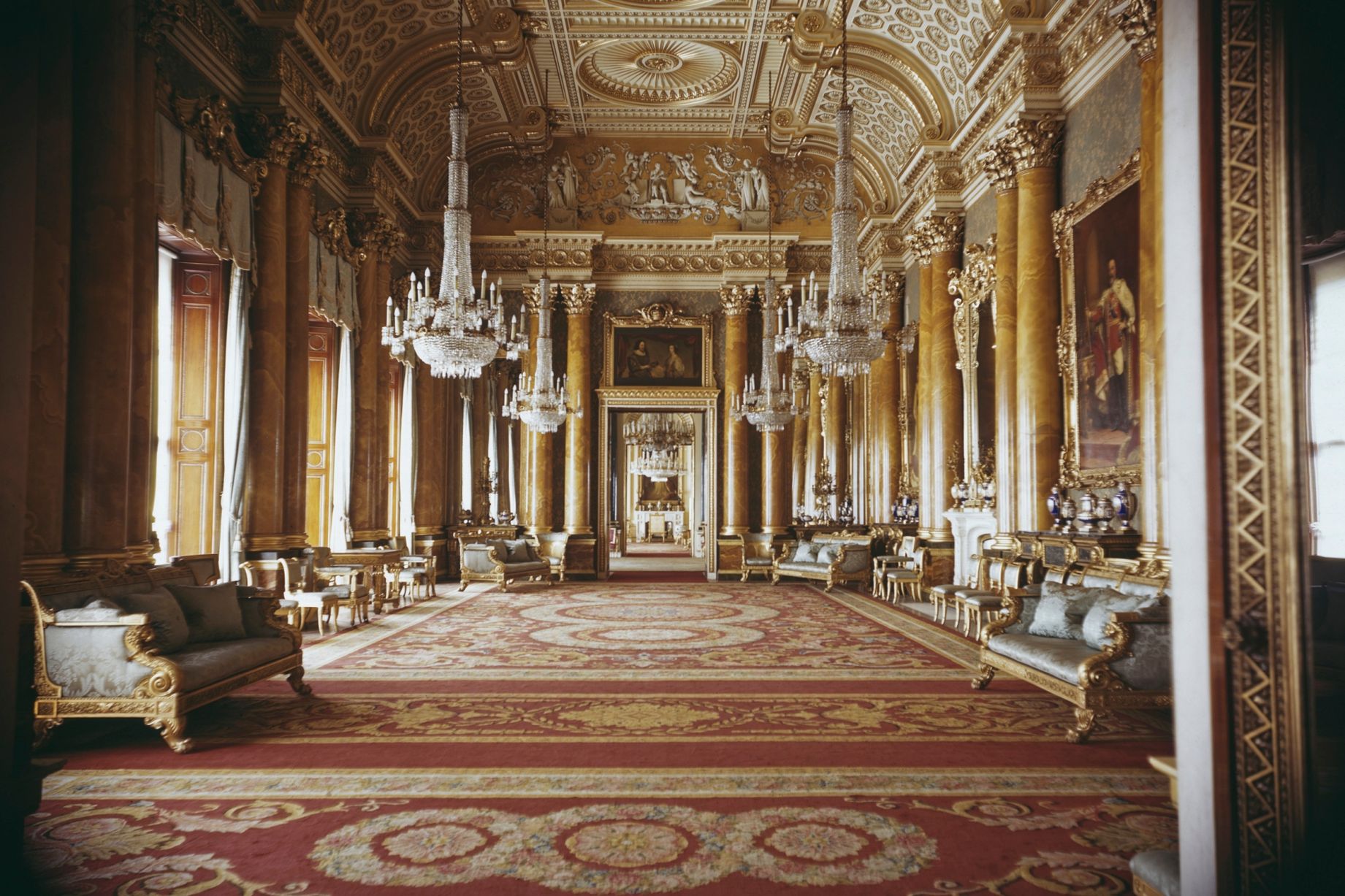 Most Famous Identity Theft Case In History HM Queen Elizabeth II Head   The Blue Drawing Room Inside Buckingham Palace In 1963 